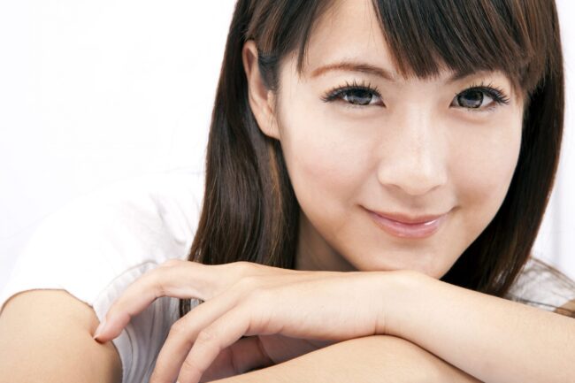 Femme japonaise souriante Femme japonaise souriante