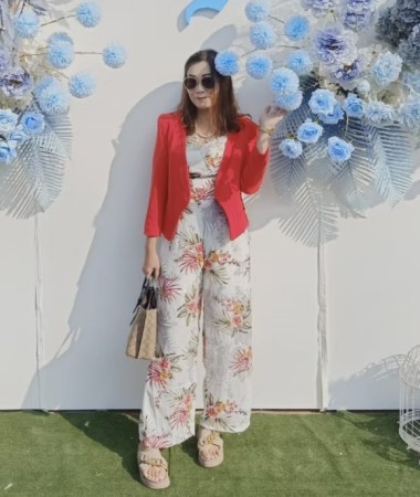 M.aom, 49 ans