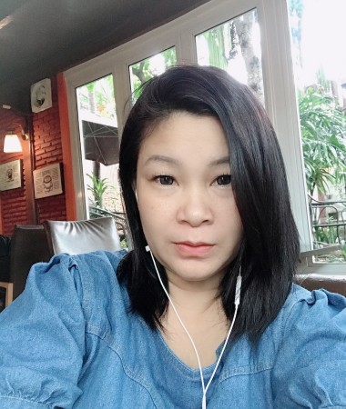 Charinthip , 47 ans